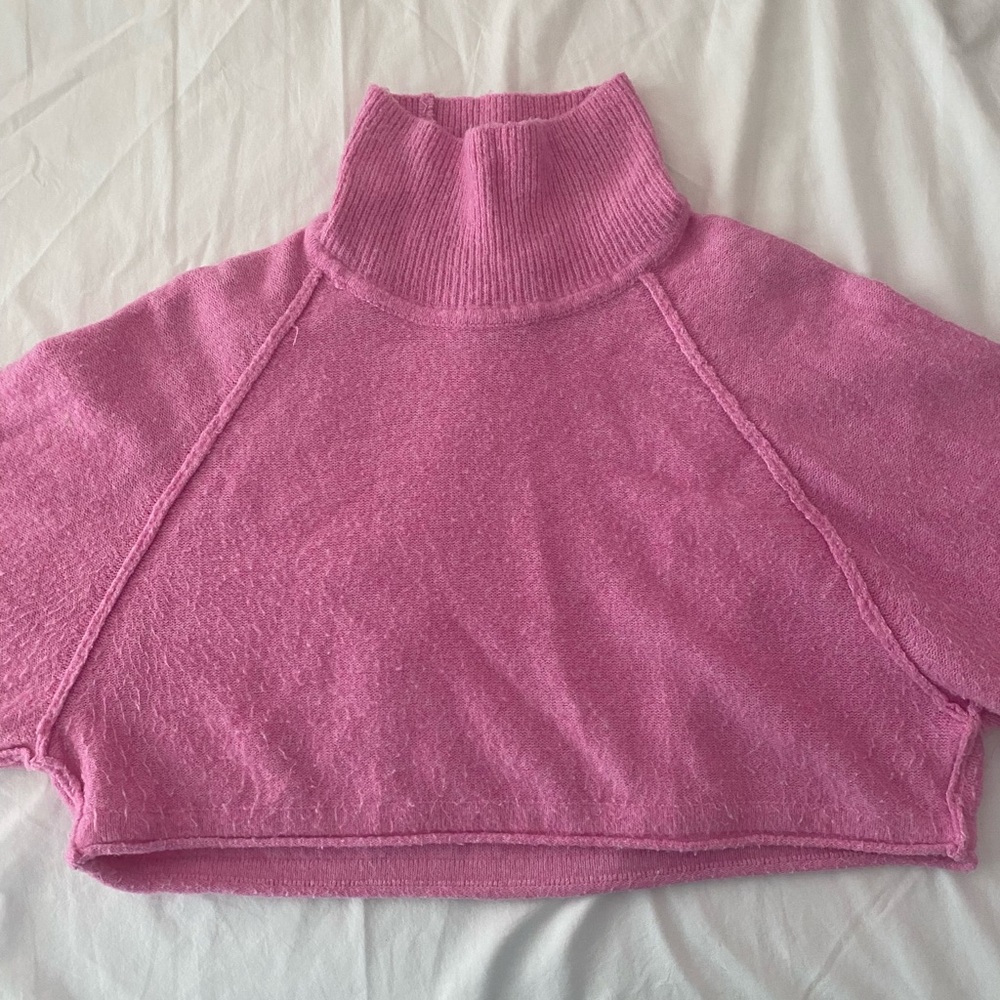 Urban Outfitters Kyla cropped turtleneck sweater - Picture 2 of 8